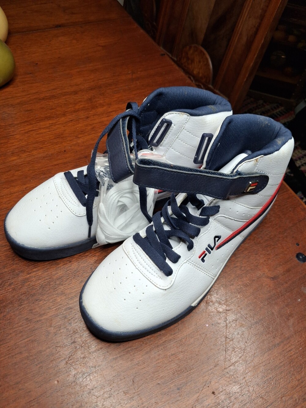 FILA Size 9B High Top White Navy Red Men's Athletic Sneakers Shoes 1SC60526-125